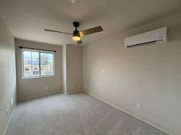 $2,995 | 902 South Surfside Drive, Gilbert, AZ 85233