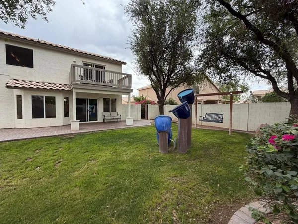 $2,995 | 902 South Surfside Drive, Gilbert, AZ 85233