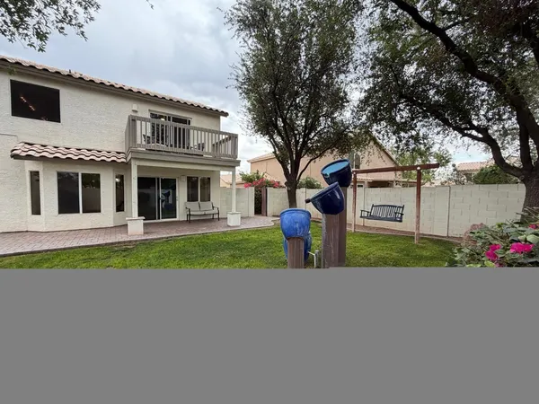 $2,995 | 902 South Surfside Drive, Gilbert, AZ 85233