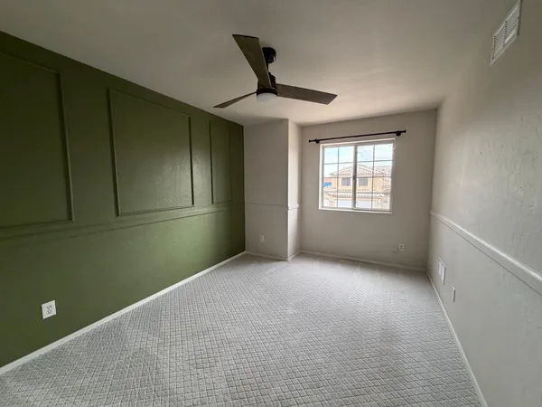 $2,995 | 902 South Surfside Drive, Gilbert, AZ 85233