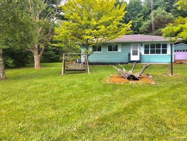 4796 Lakeshore Road Lexington, MI 48450 - Photo 1 of 26