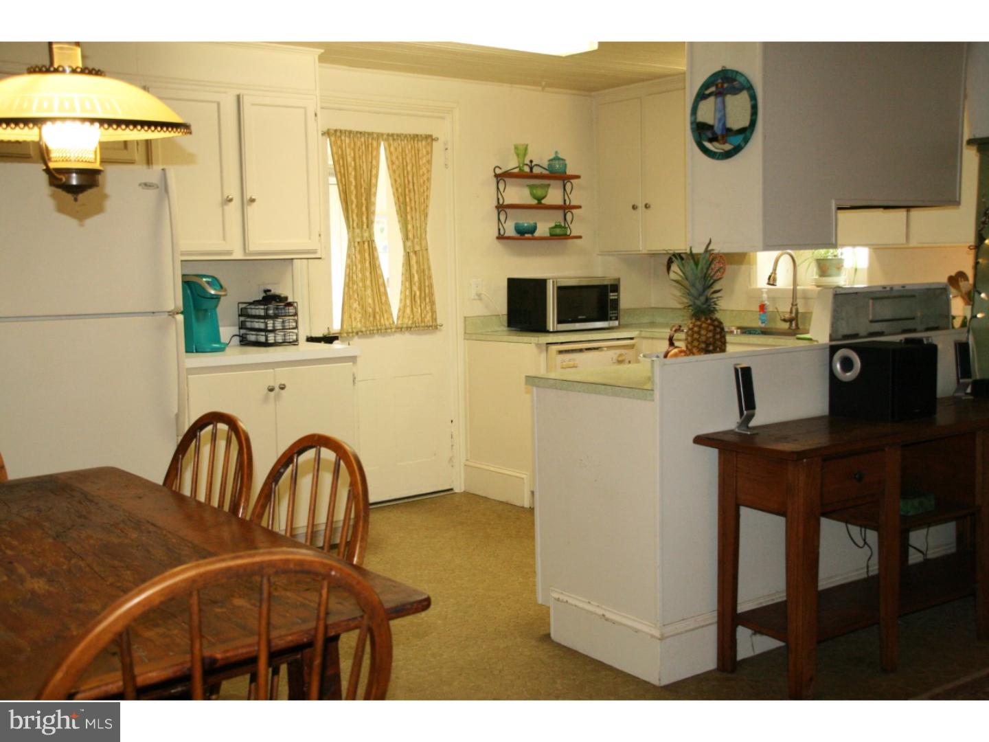 260 Millard Road Elverson, PA 19520 - Photo 6 of 25 Kitchen