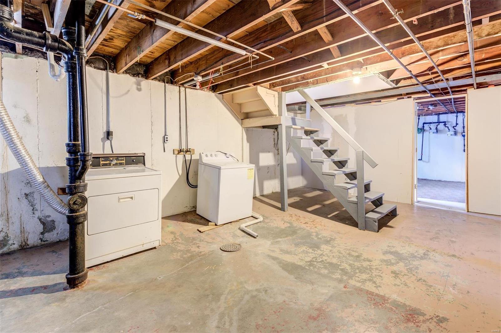 2248 Woodson Road St. Louis, MO 63114 - Photo 15 of 37 Gallery Image 15