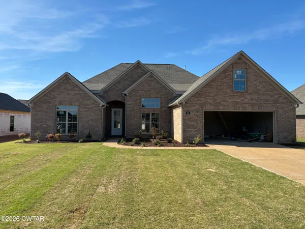 $445,000 | 155 Roxbury Drive, Jackson, TN 38305