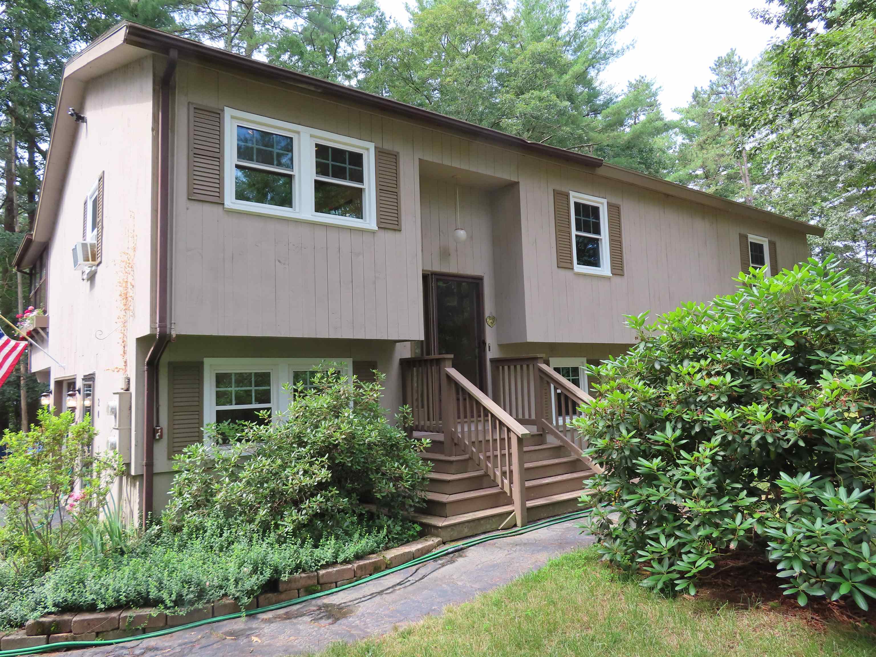 20 Princeton Road Windham, NH 03087 - Photo 1 of 13