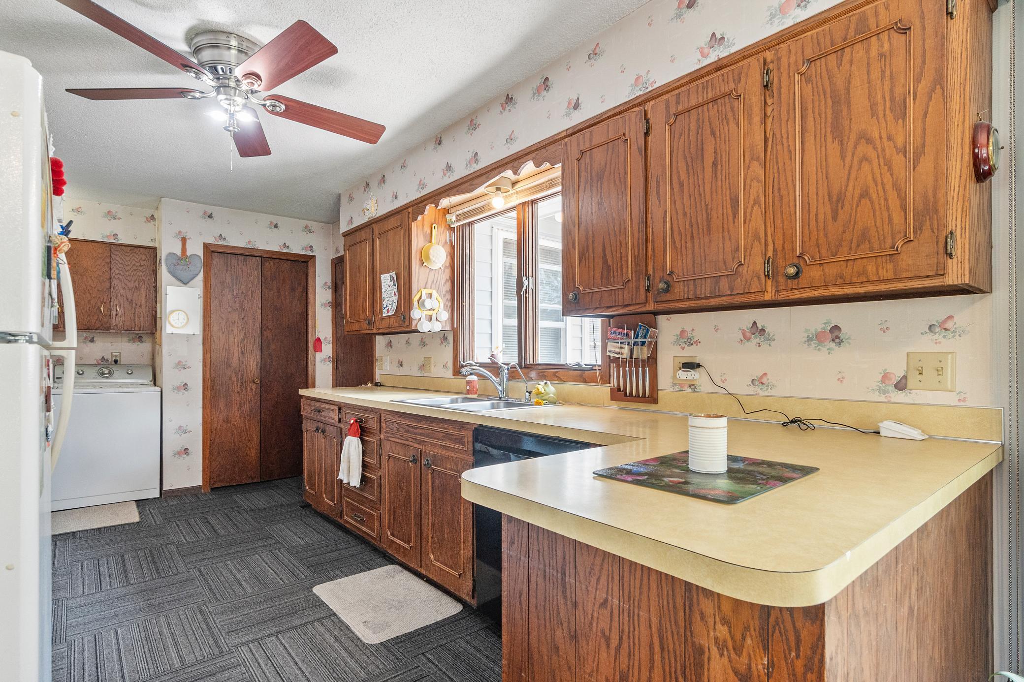 221 6th Street Cyrus, MN 56323 - Photo 8 of 36