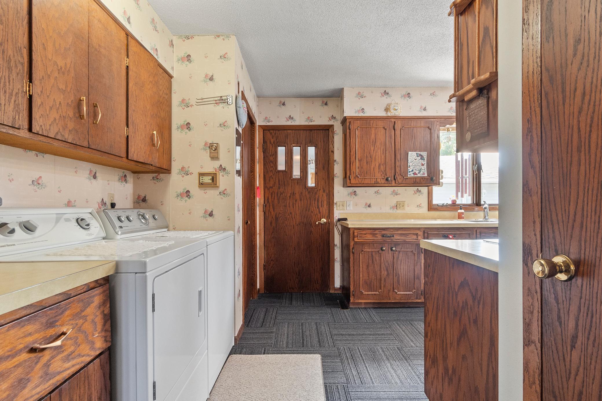 221 6th Street Cyrus, MN 56323 - Photo 10 of 36