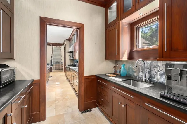 $3,995,000 | 9 Stonegate Lane, Westwood, MA 02090