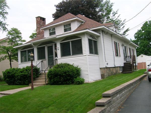 6 Beaumont Road Worcester, MA 01604 - Photo 2 of 13 Gallery Image 2