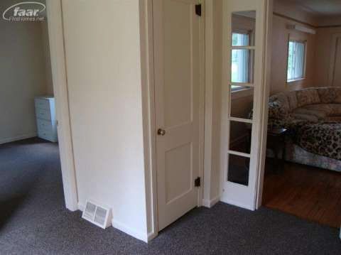 5307 Flushing Road Flushing, MI 48433 - Photo 16 of 22 20416581-15.JPG