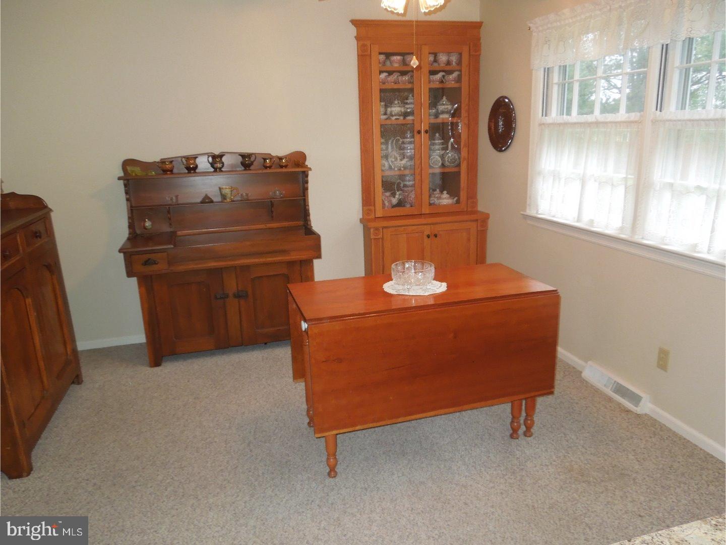 1111 Old Post Road Perkasie, PA 18944 - Photo 8 of 23 Dining Room