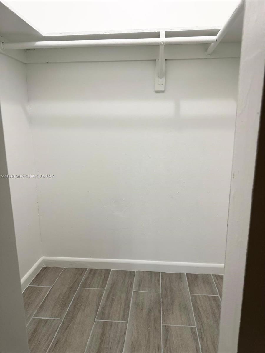 8500 Southwest 109th Avenue, Unit 6118 Miami, FL 33173 - Photo 11 of 15 a view of an empty room