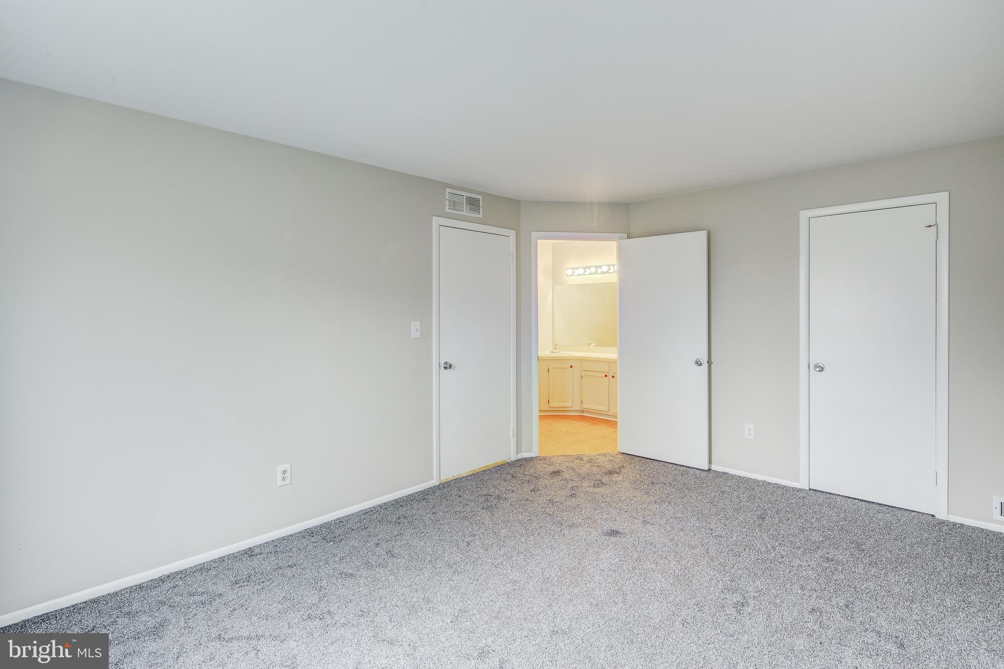 5010 Dunbarton Road Mount Laurel, NJ 08054 - Photo 11 of 18