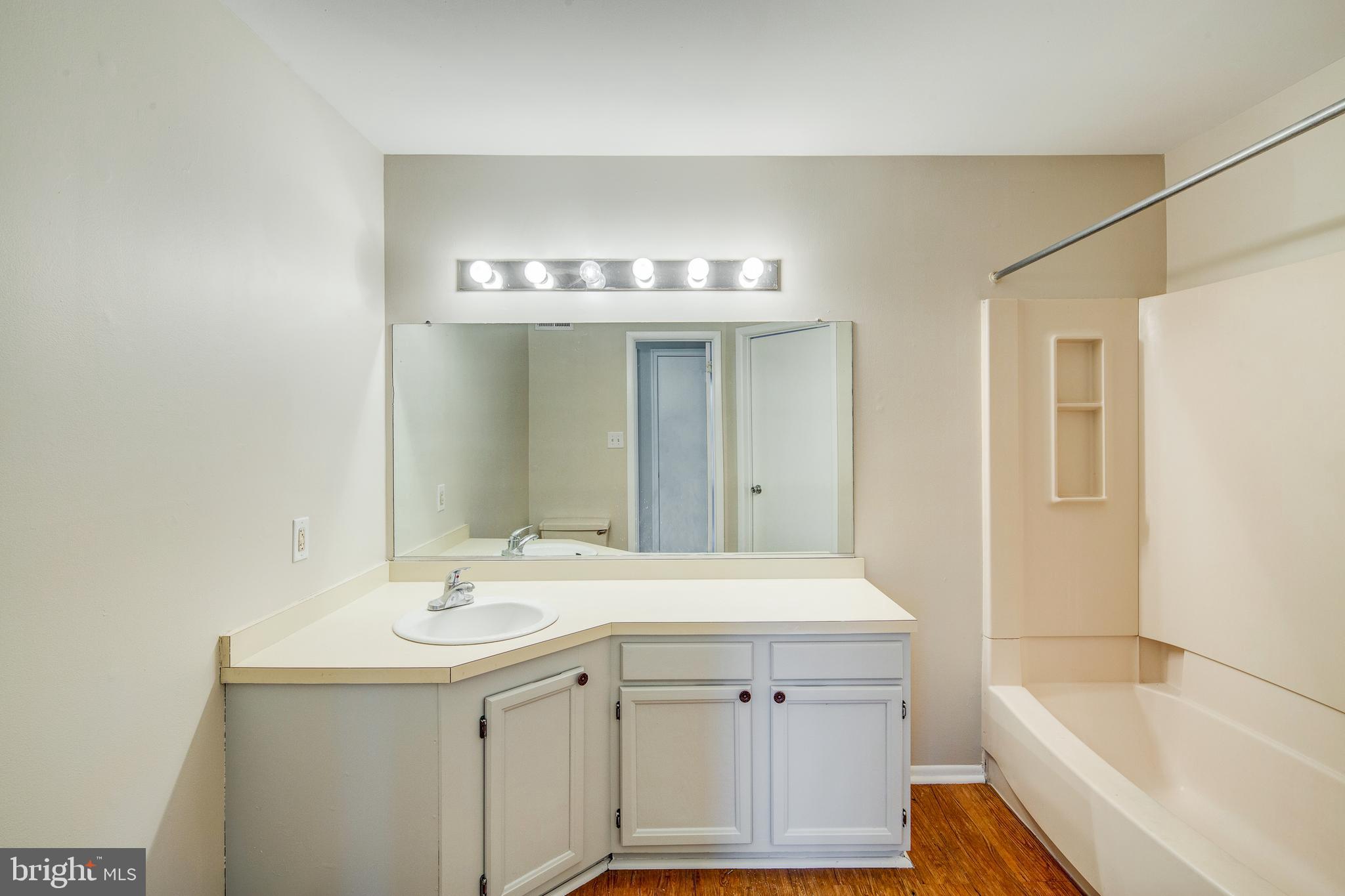 5010 Dunbarton Road Mount Laurel, NJ 08054 - Photo 14 of 18