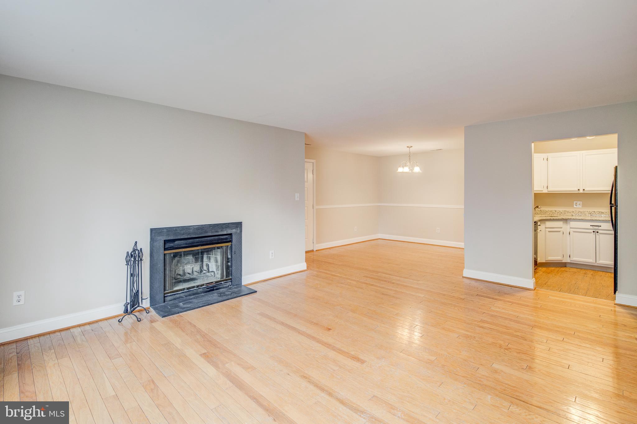 5010 Dunbarton Road Mount Laurel, NJ 08054 - Photo 5 of 18