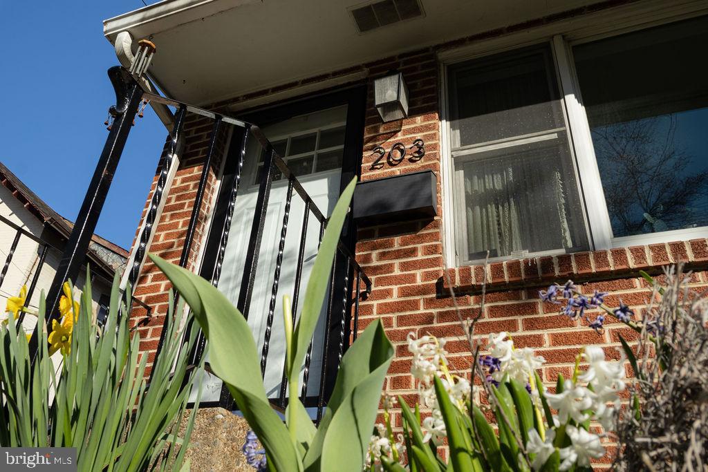 203 East Rosedale Avenue West Chester, PA 19382 - Photo 8 of 30