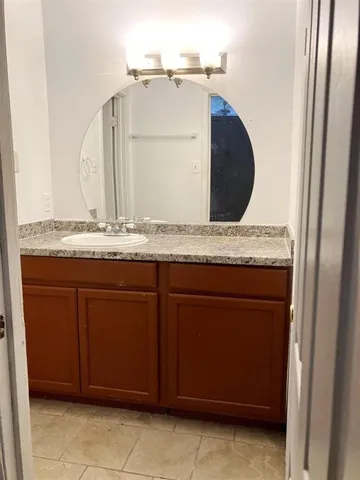 $1,200 | 7152 Fair Oaks Avenue, Unit 2179, Dallas, TX 75231