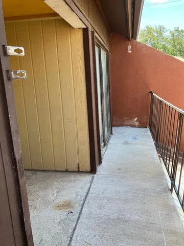 $1,200 | 7152 Fair Oaks Avenue, Unit 2179, Dallas, TX 75231