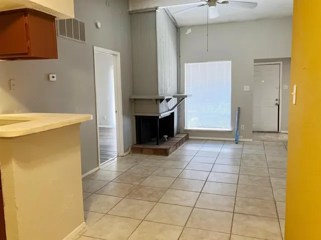 $1,200 | 7152 Fair Oaks Avenue, Unit 2179, Dallas, TX 75231