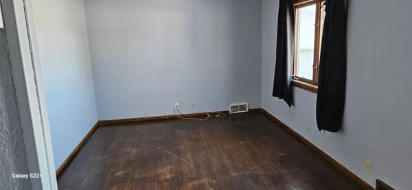 $166,900 | 384 5th Street Southwest, Wells, MN 56097