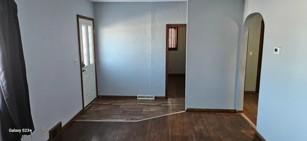 $166,900 | 384 5th Street Southwest, Wells, MN 56097