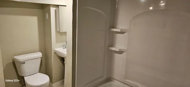 $166,900 | 384 5th Street Southwest, Wells, MN 56097