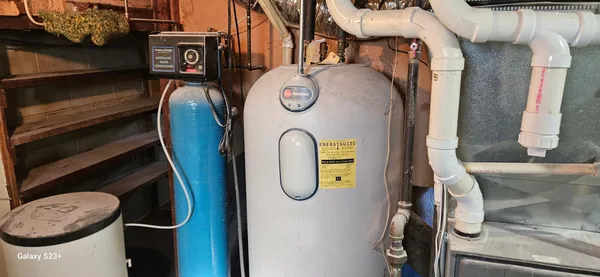 $166,900 | 384 5th Street Southwest, Wells, MN 56097