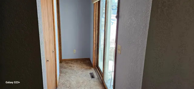 $166,900 | 384 5th Street Southwest, Wells, MN 56097