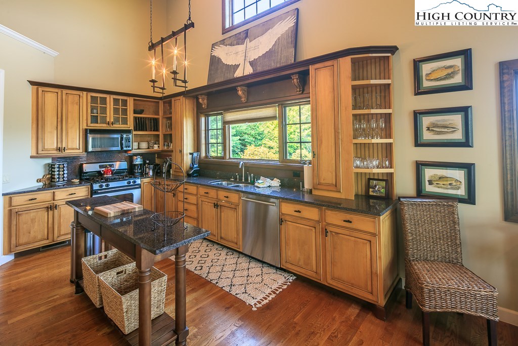 458 Brown Stone Ridge Drive Boone, NC 28607 - Photo 12 of 44 Gallery Image 12
