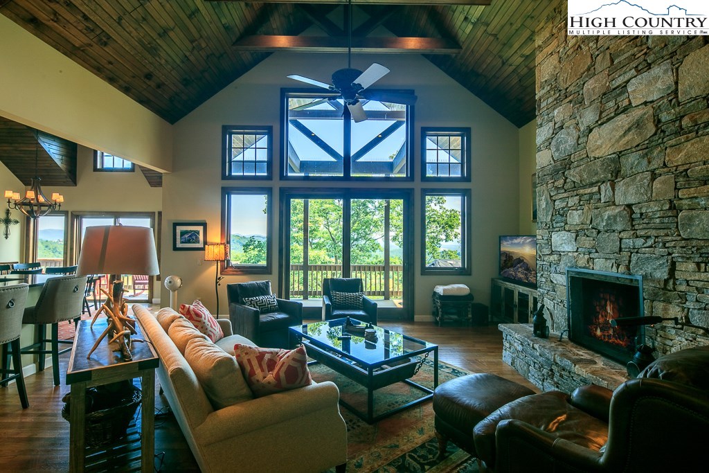 458 Brown Stone Ridge Drive Boone, NC 28607 - Photo 4 of 44 Gallery Image 4