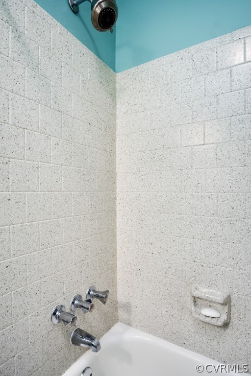 4404 Rabbit Foot Place Chesterfield, VA 23236 - Photo 24 of 32 a bathroom with a sink and tub