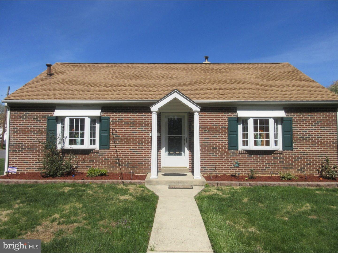 15016 Carter Road Philadelphia, PA 19116 - Photo 2 of 24 Gallery Image 2