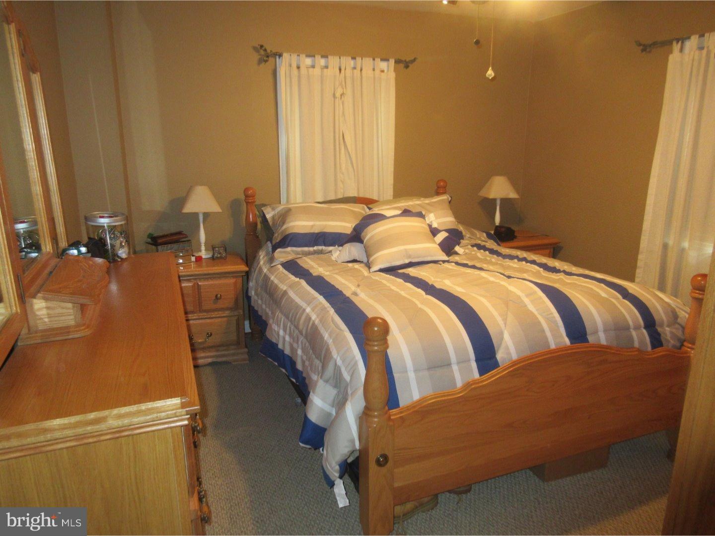 15016 Carter Road Philadelphia, PA 19116 - Photo 7 of 24 Gallery Image 7