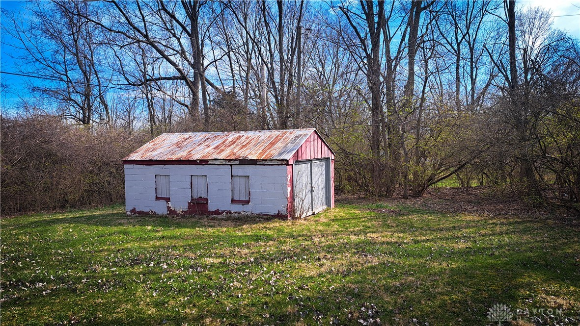 6262 Garber Road Dayton, OH 45415 - Photo 8 of 30 Gallery Image 8