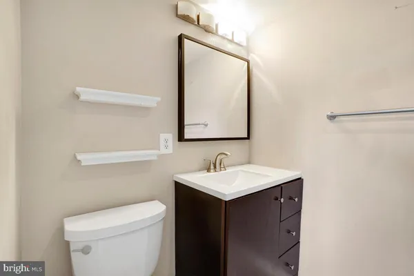$1,600 | 1900 Lyttonsville Road, Unit 1101, Silver Spring, MD 20910