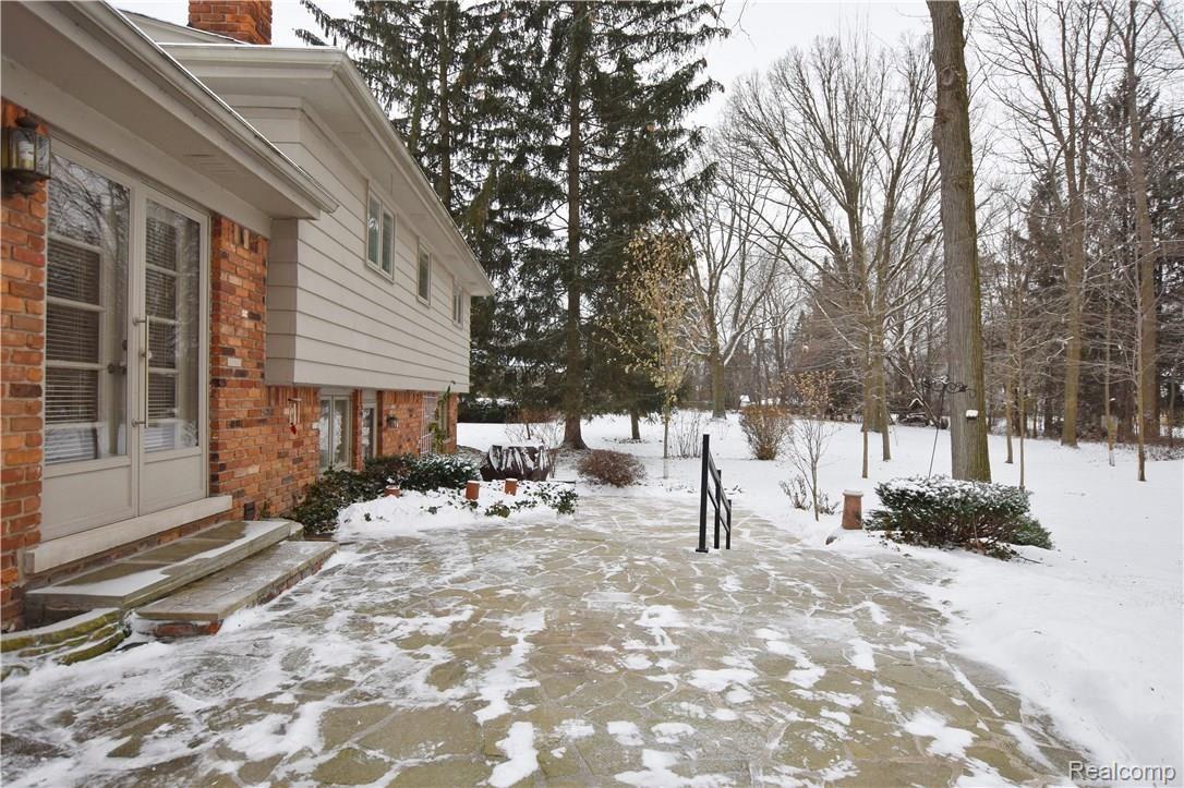 6877 Dublin Fair Road Troy, MI 48098 - Photo 26 of 33 DublinFair6877_82.JPG