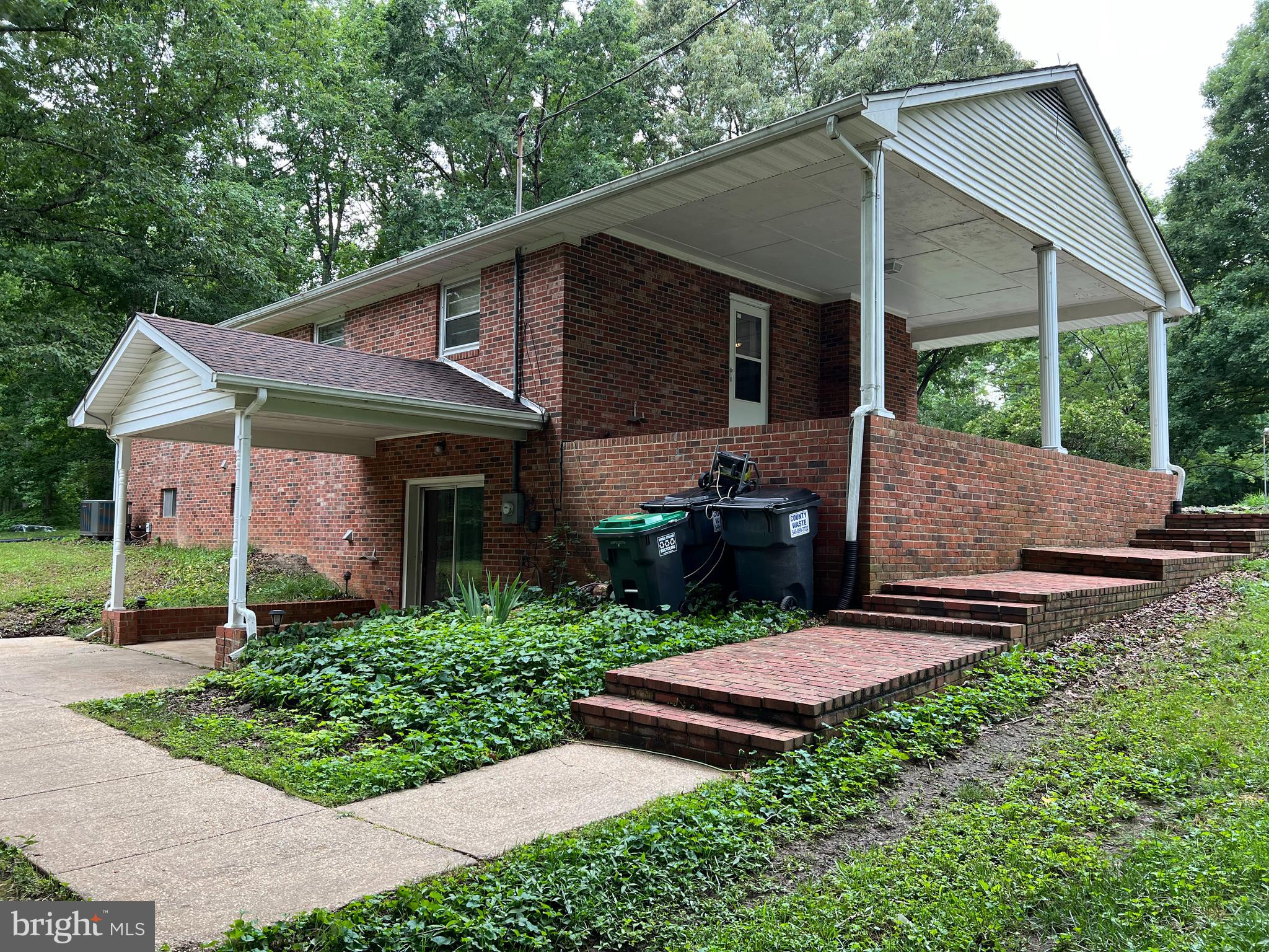 5331 Partlow Road Partlow, VA 22534 - Photo 23 of 45 Side view