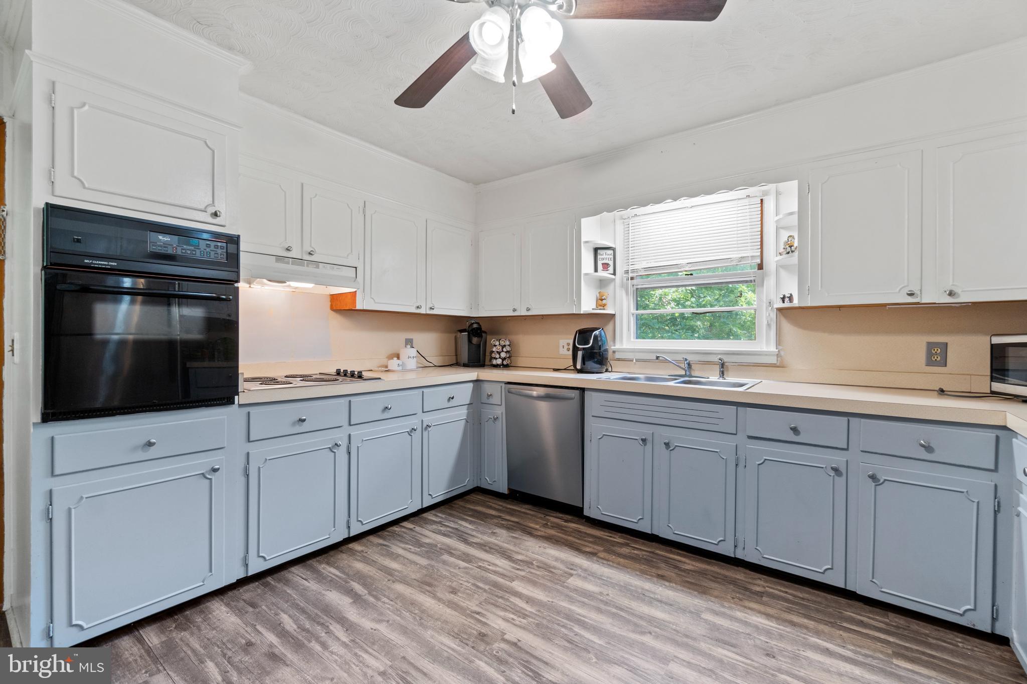 5331 Partlow Road Partlow, VA 22534 - Photo 7 of 45 Sizable Kitchen to work in!