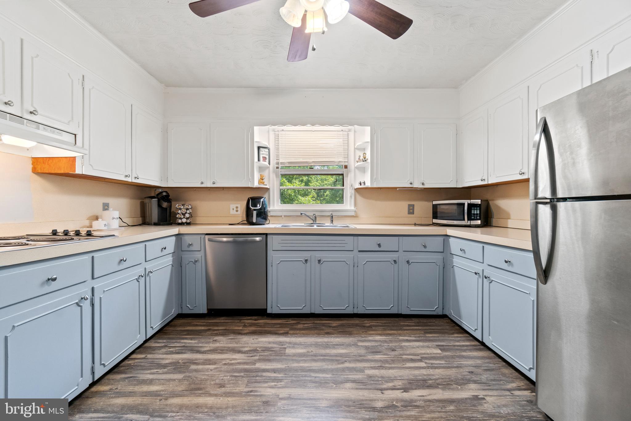 5331 Partlow Road Partlow, VA 22534 - Photo 8 of 45 Can't complain about prep room.