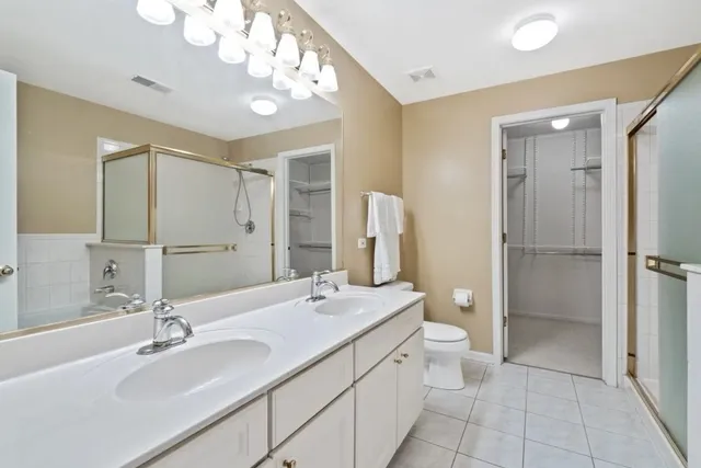 $2,550 | 2469 Wilton Lane, Unit 2469, Aurora, IL 60502