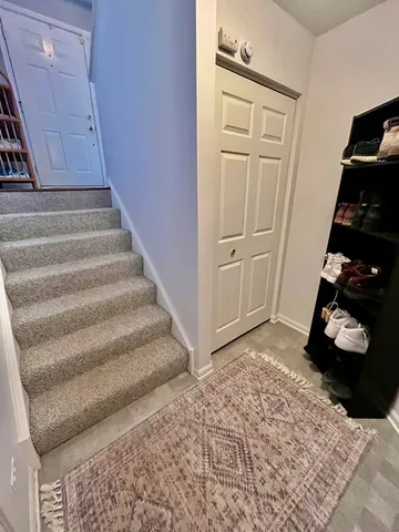 $2,550 | 2469 Wilton Lane, Unit 2469, Aurora, IL 60502