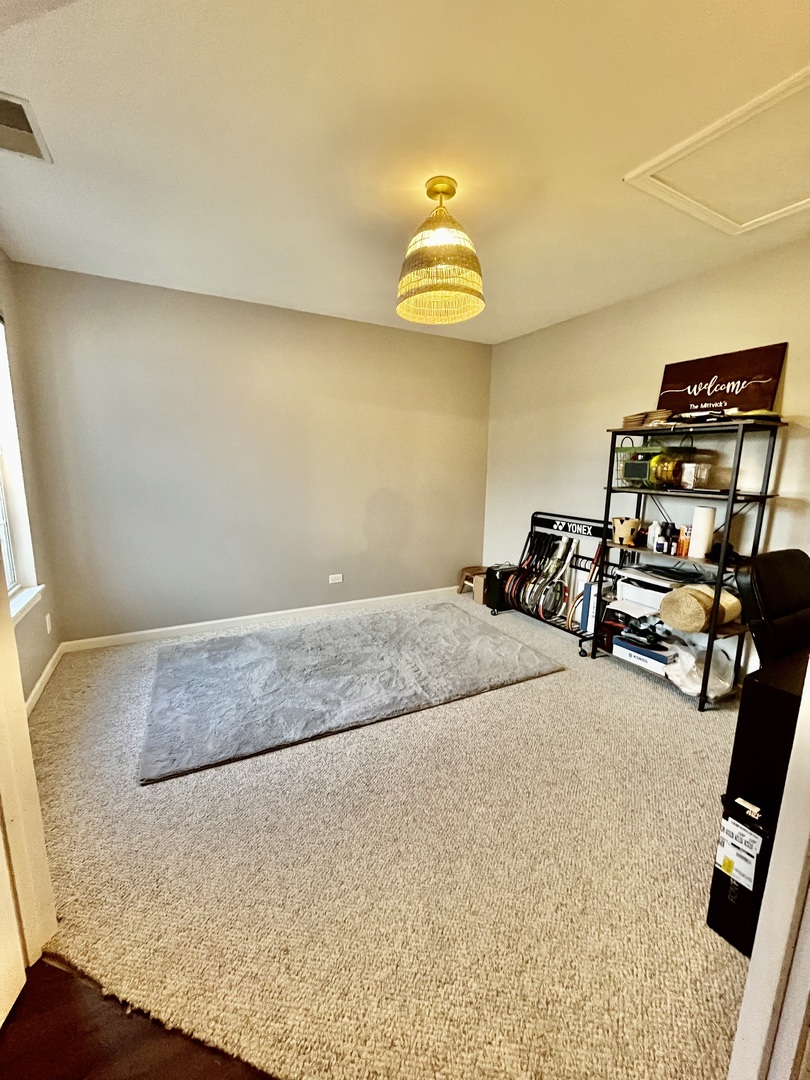 2469 Wilton Lane, Unit 2469 Aurora, IL 60502 - Photo 14 of 18