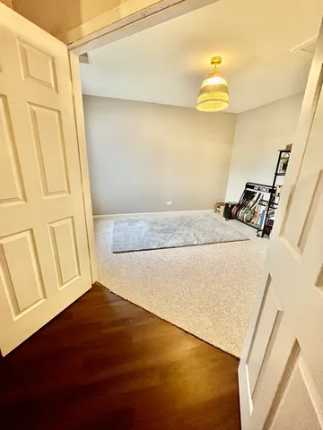 $2,550 | 2469 Wilton Lane, Unit 2469, Aurora, IL 60502