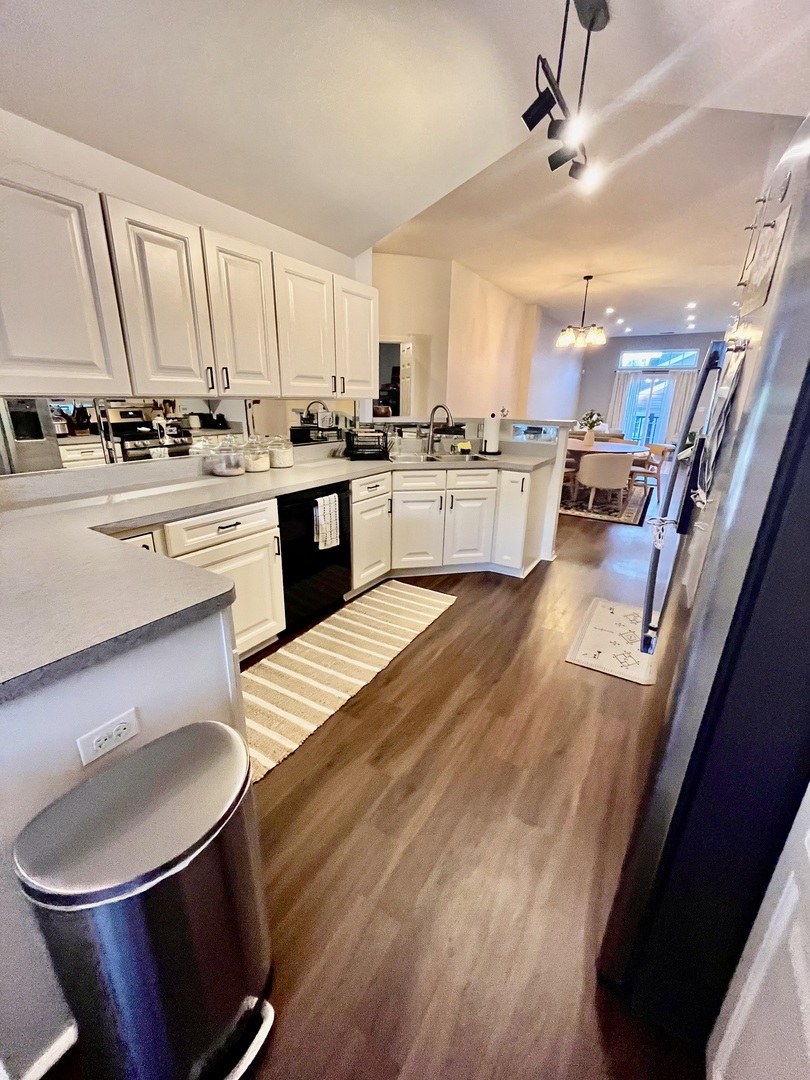 2469 Wilton Lane, Unit 2469 Aurora, IL 60502 - Photo 5 of 18