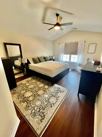 $2,550 | 2469 Wilton Lane, Unit 2469, Aurora, IL 60502