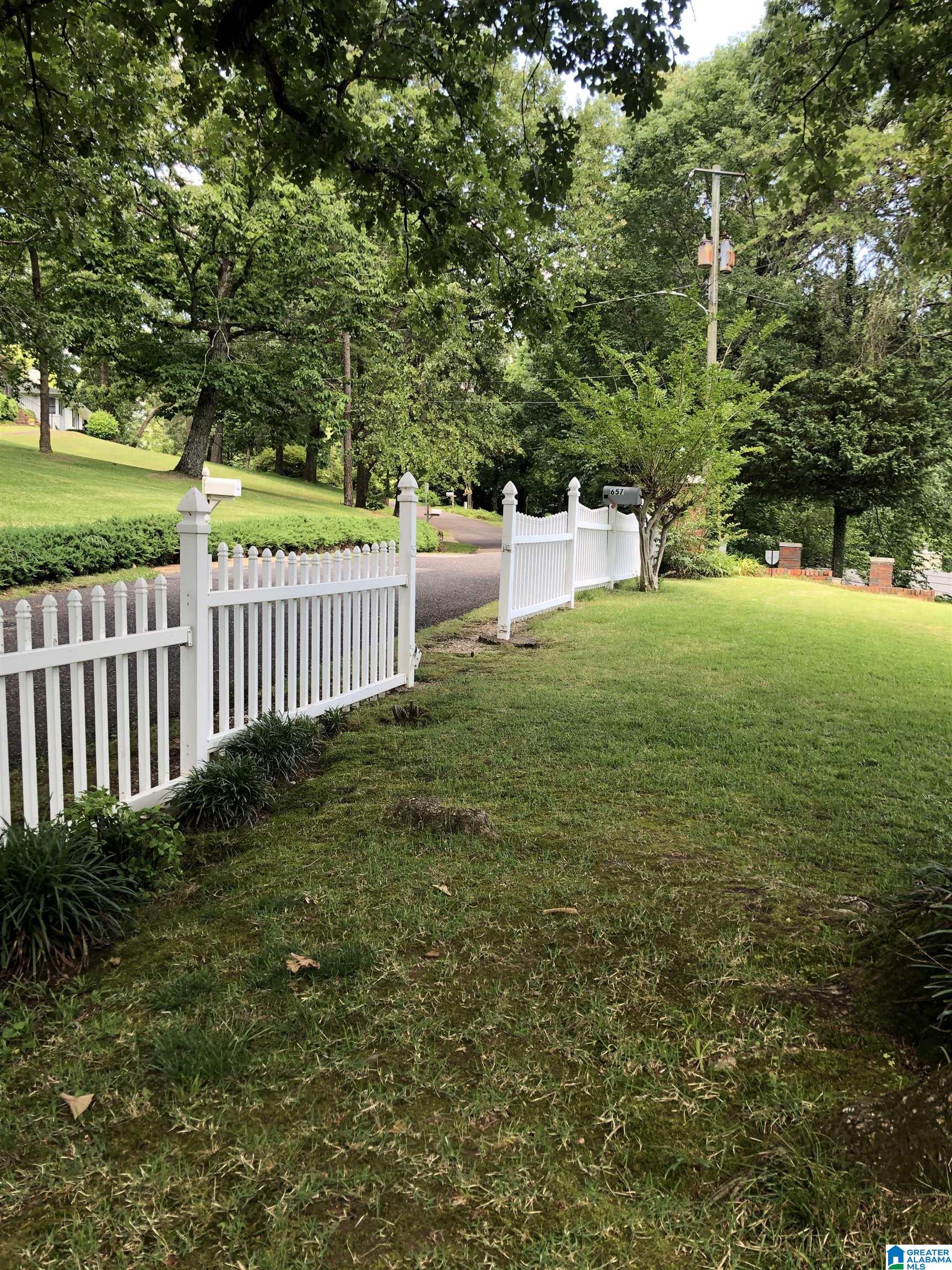 657 Ridge Top Circle Birmingham, AL 35206 - Photo 9 of 18