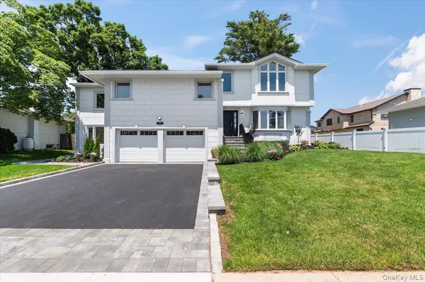 $2,200,000 | 77 Bounty Lane, Jericho, NY 11753