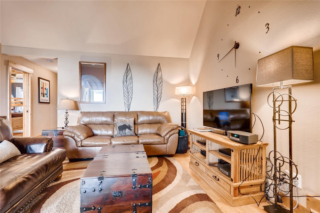 325 Four O'clock Road, Unit 304 Breckenridge, CO 80424 - Photo 6 of 29 Gallery Image 6