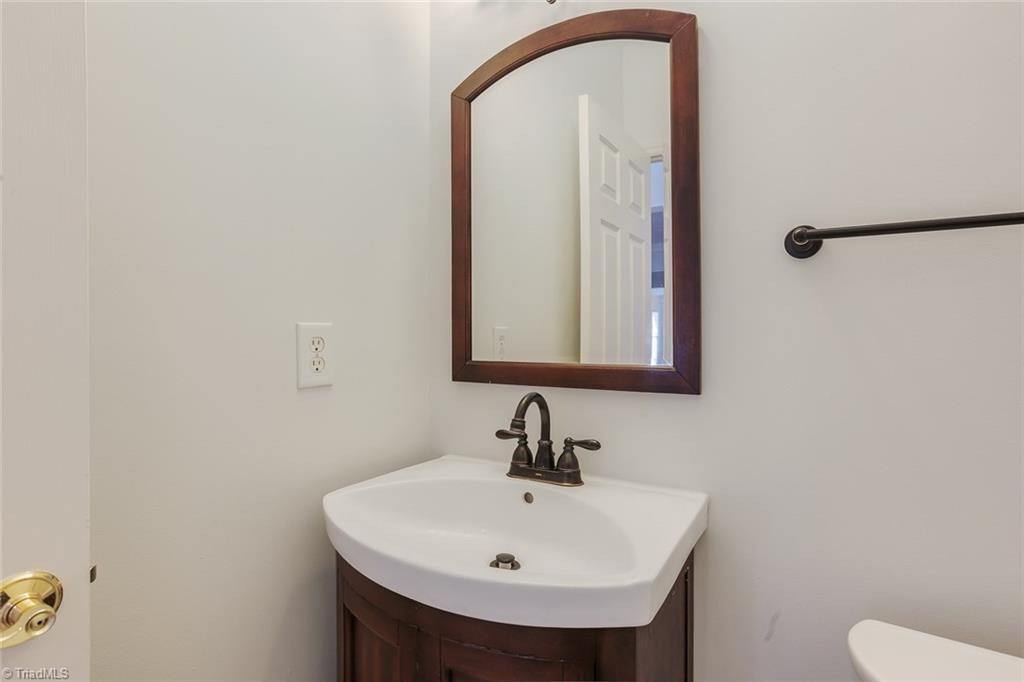 3802 Pinetop Road Greensboro, NC 27410 - Photo 9 of 46 Gallery Image 9