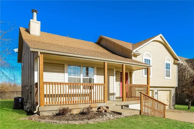 $1,845 | 2300 Valley N/a Pleasant Hill, Pleasant Hill, MO 64080